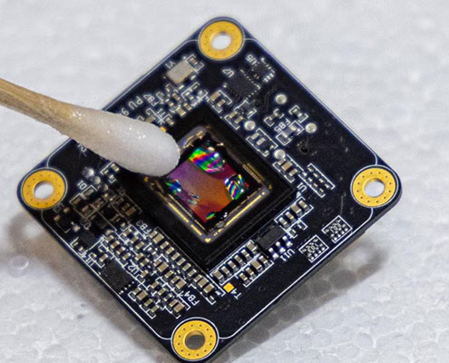 Engineers Create Mini Microscope for Real-Time Brain Imaging